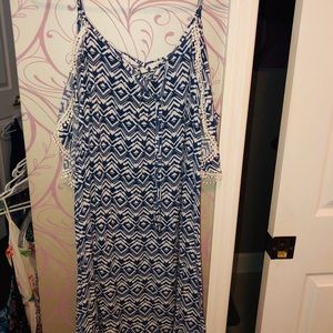 Blue and White Flowy Dress with Shoulder Sleeves